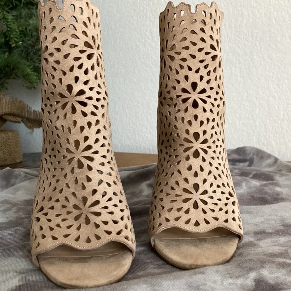 ALDO suede open toe booties - Picture 5 of 6